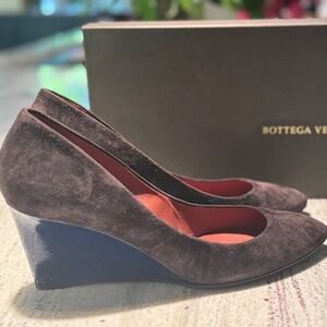 Bottega Veneta Size 39.5 wedges- Barely Used